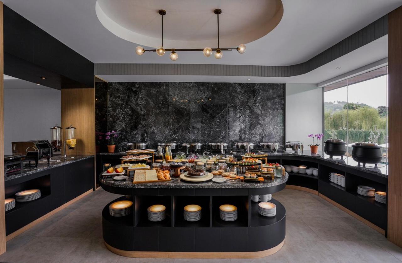 Forest Hills Hotel Soreang Dış mekan fotoğraf
